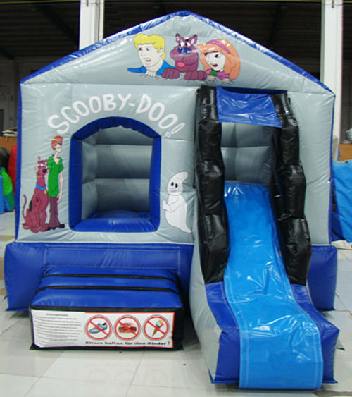 Haus „Scooby Doo“ mit Rutsche